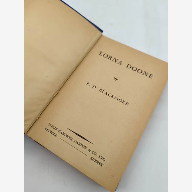 Lorna Doone by R D Blackmore (Cloth, 1946) Literature & Fiction by R D Blackmore — photo 3