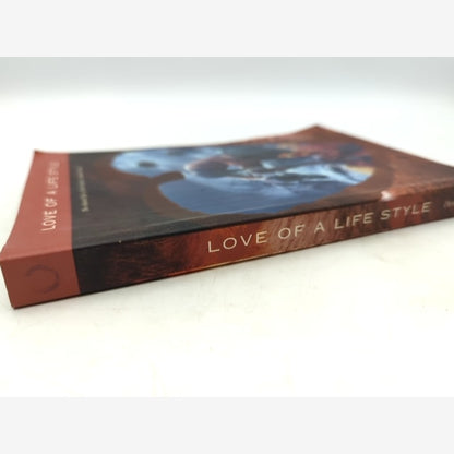 Love Of Lifestyle by Denise Scudds & Bob Sellick, Australian Romance SIGNED by Denise Scudds — photo 4