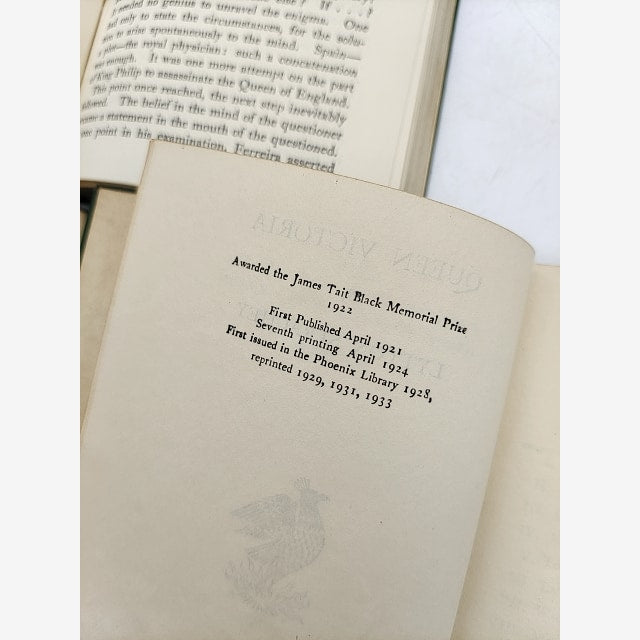 Lytton Strachey Bundle x3: Eminent Victorians; Queen Victoria; Elizabeth… by Lytton Strachey — photo 6