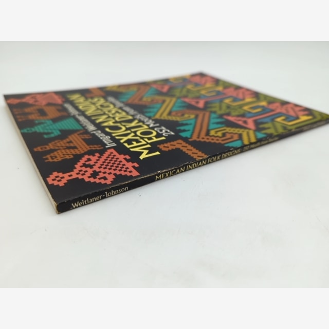 Mexican Indian Folk Designs: 252 Motifs From Textiles (dover Pictorial Archive), by Irmgard Weitlaner-Johnson — photo 4