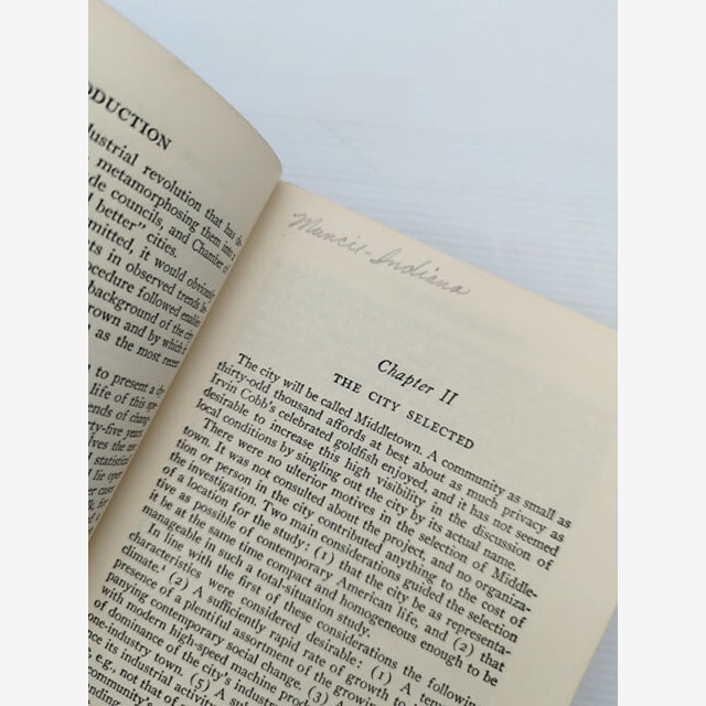 Middletown by Helen Merrell Lynd Robert S Lynd (Paperback, 1956) by Helen Merrell Lynd Robert S Lynd — photo 3