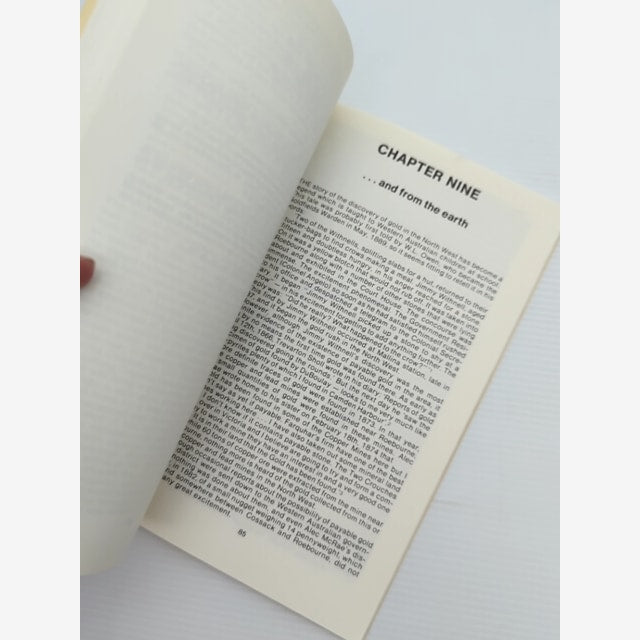 Pearl Shell and Pastures by Kathy de la Rue, 1979 Cossack Roebourne History by Kathy De La Rue — photo 4