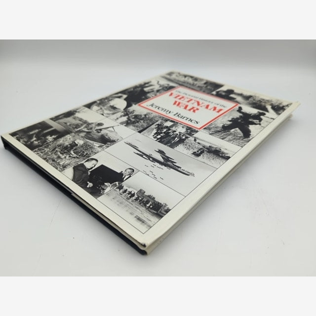 Pictorial History Of The Vietnam War by Jan Swafford, Vietnam War, Large Book by Jan Swafford — photo 4