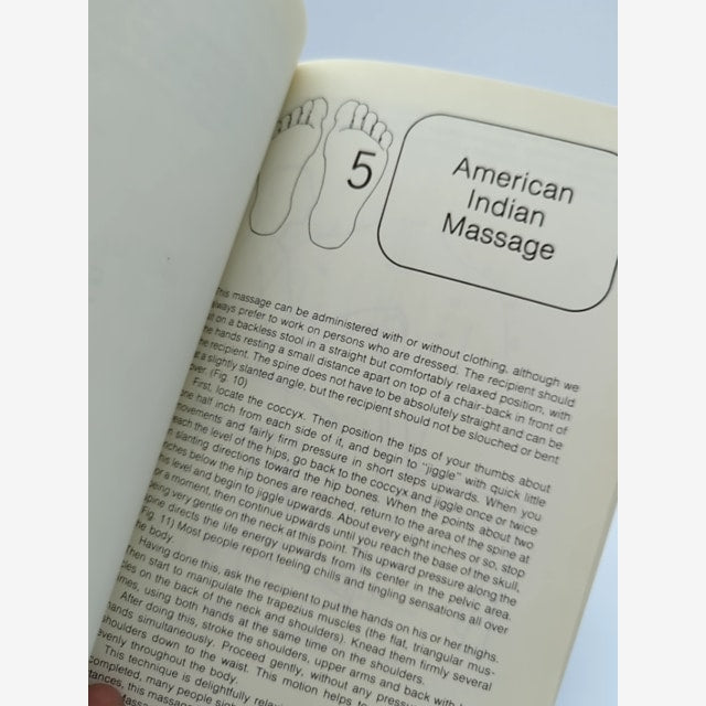 Reflexology: Techniques Of Foot Massage For Health And Fitness by Anna Kaye by Anna Kaye — photo 6
