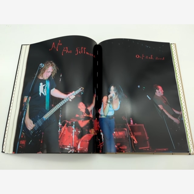 Rock Book : A Portrait of Music by David Raccuglia (Hardcover) Music Book by David Raccuglia — photo 5
