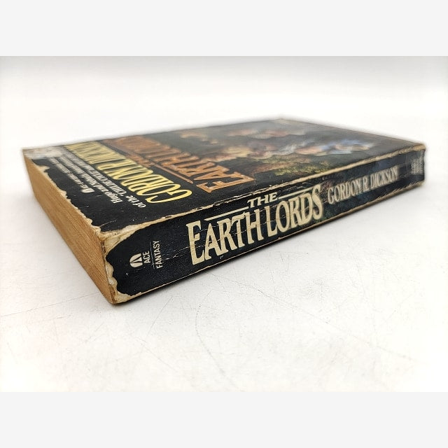 The Earth Lords by Gordon R. Dickson, Science Fiction by Gordon R. Dickson — photo 4