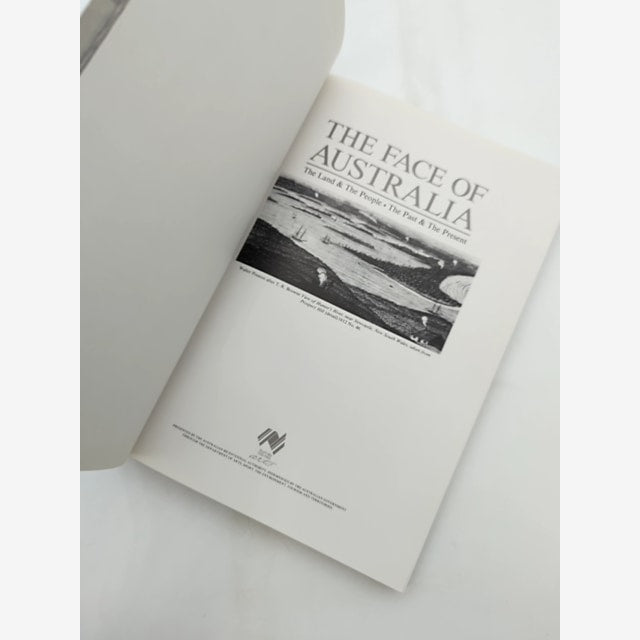 The Face of Australia David Hansen Bicentennial Art Book 1988 History Exhibition by David Hansen — photo 2