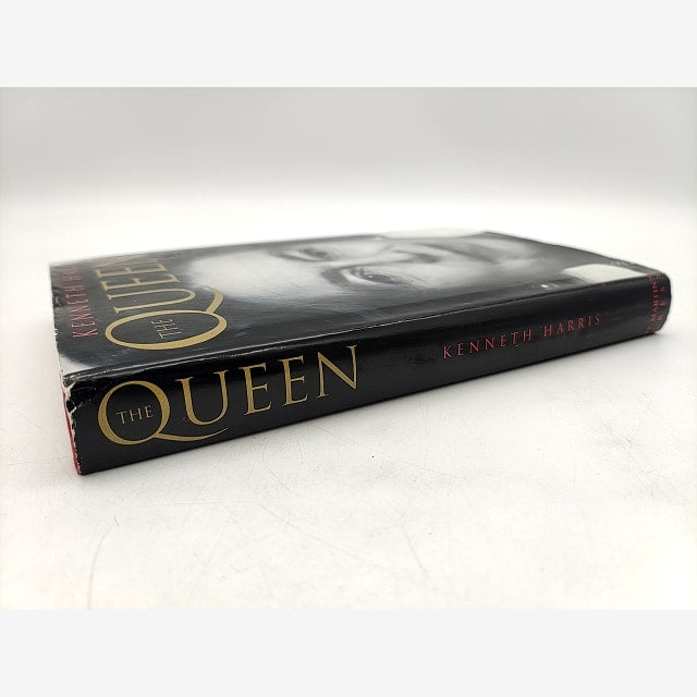 The Queen by Kenneth Harris (Hardcover, 1995) 1st Edition Royalty by Kenneth Harris — photo 2