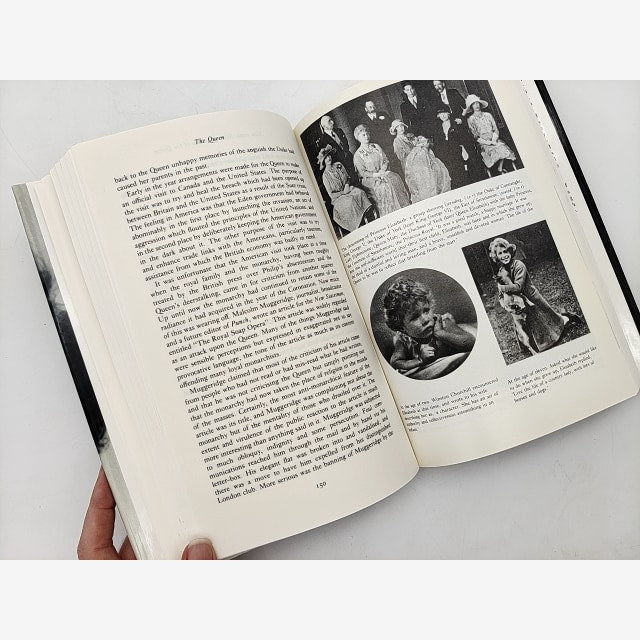 The Queen by Kenneth Harris (Hardcover, 1995) 1st Edition Royalty by Kenneth Harris — photo 3