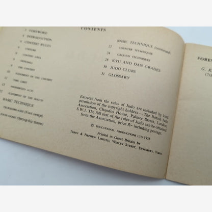 Vintage Martial Arts Book: Know The Game: Judo by The Budokwai (Paperback, 1958) by The Budokwai — photo 2