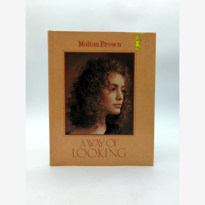 Way Of Looking Lucinda Pearce 1987 Hardcover Vintage Rare by Lucinda Pearce book cover