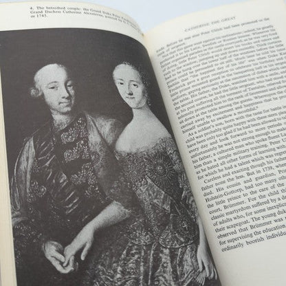 Women Who Made History 2 Heron Volumes: Lady Hamilton, Catherine the Great, 1965 by Edward Bishop — photo 10